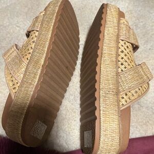 Women's Tan Woven Steve Madden Sandals